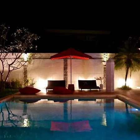 White Moon - Dream 5Br Villa In Legian Close To The Beach Kuta  Exterior photo