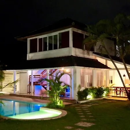 White Moon - Dream 5Br Villa In Legian Close To The Beach Kuta  Exterior photo